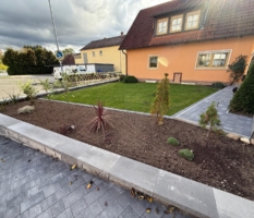 Erd- und Pflasterarbeiten