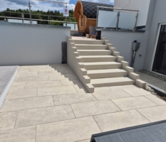 Pflasterarbeiten mit Treppenbau