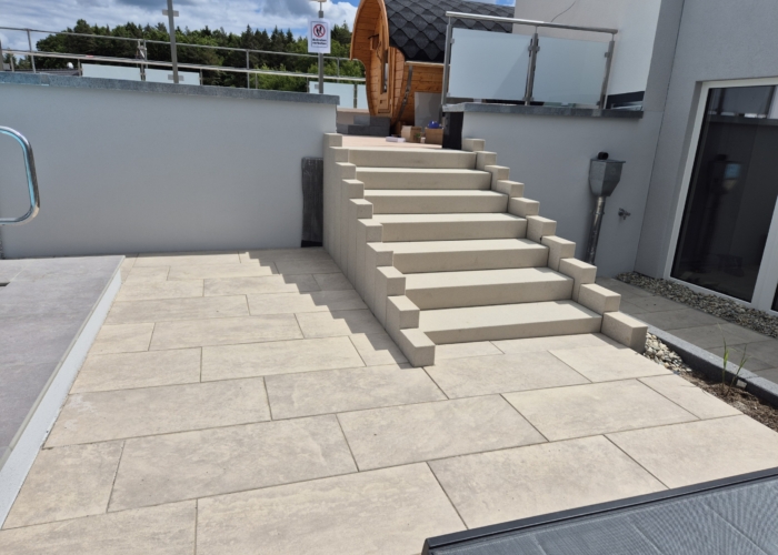 Pflasterarbeiten mit Treppenbau